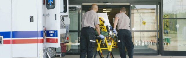 Yakima paramedics responding to accident